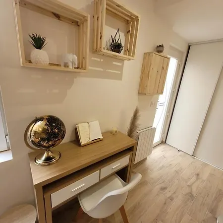 Appartement Au Coeur De La Cite Bragarde